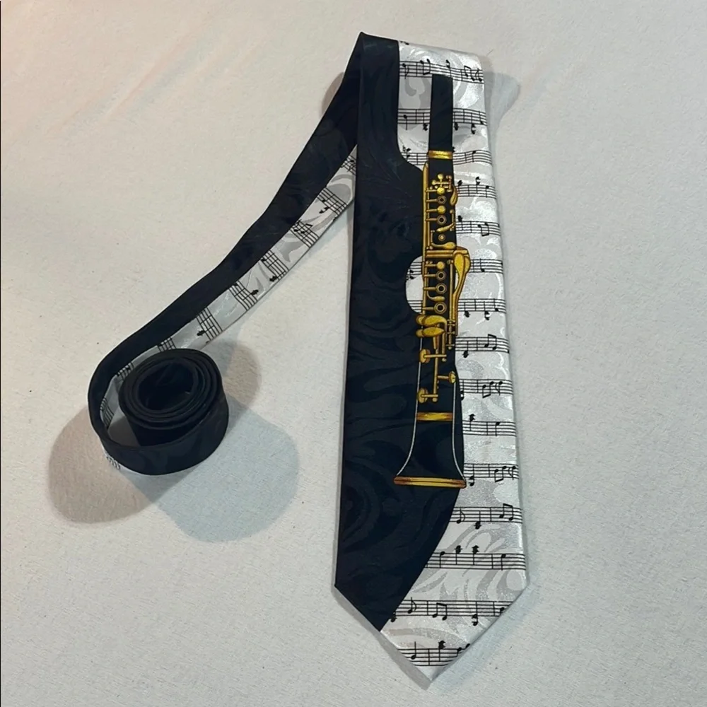 Steven Harris Musical Clarinet Silk Tie Gold Musical notes New